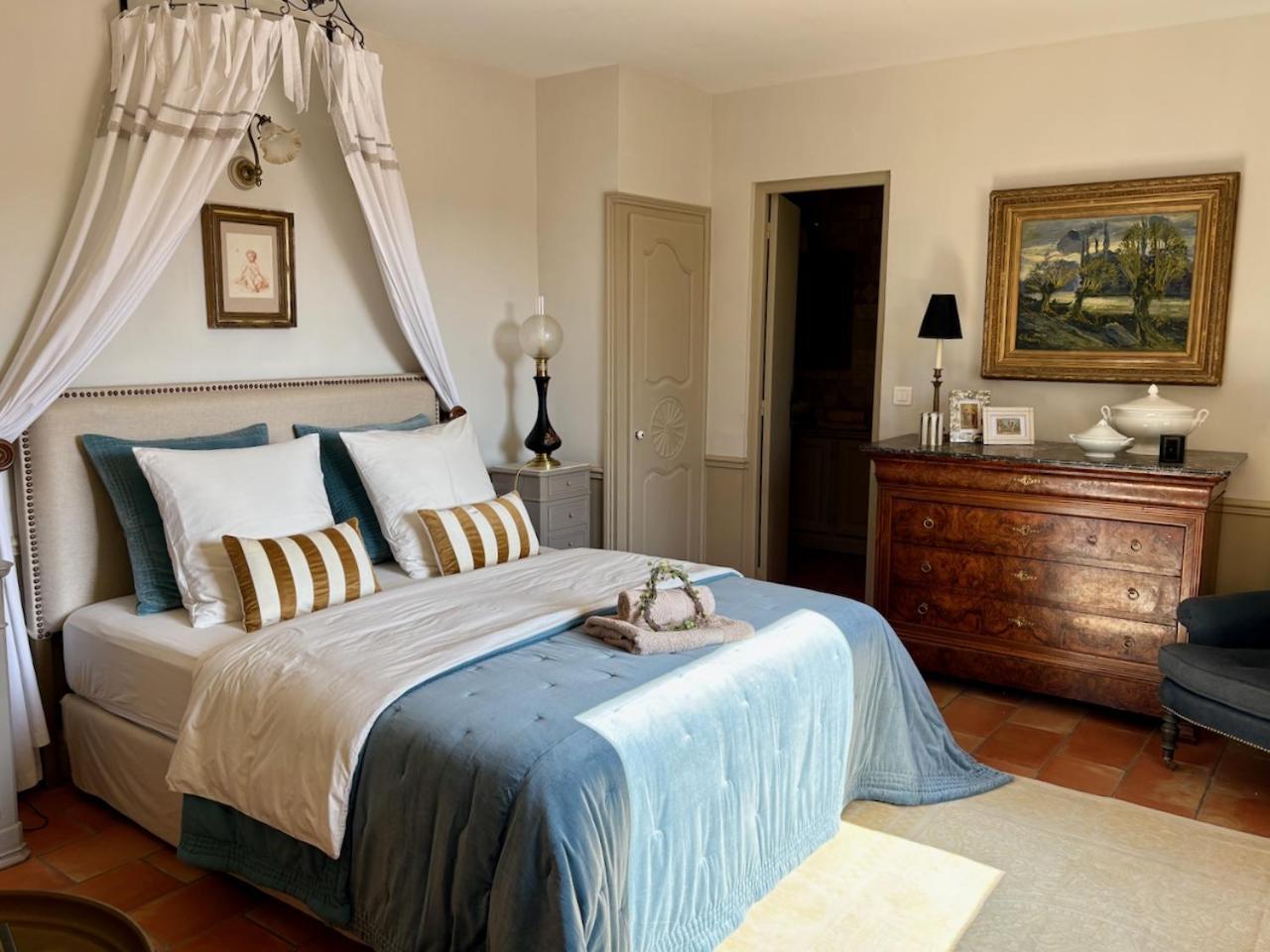 Les Aurochs Bed & Breakfast Grimaud Bagian luar foto