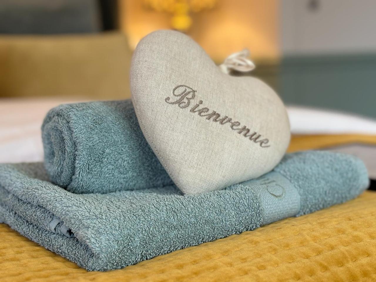 Les Aurochs Bed & Breakfast Grimaud Bagian luar foto